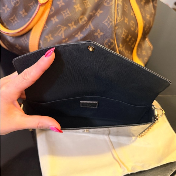 Louis Vuitton Gray Monogram Women's Bag - Picture 3 of 9